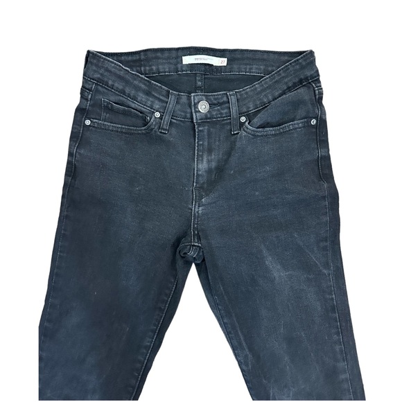 Levi’s 711 frayed hem aged jeans in a faded black 27x28 - Picture 3 of 7